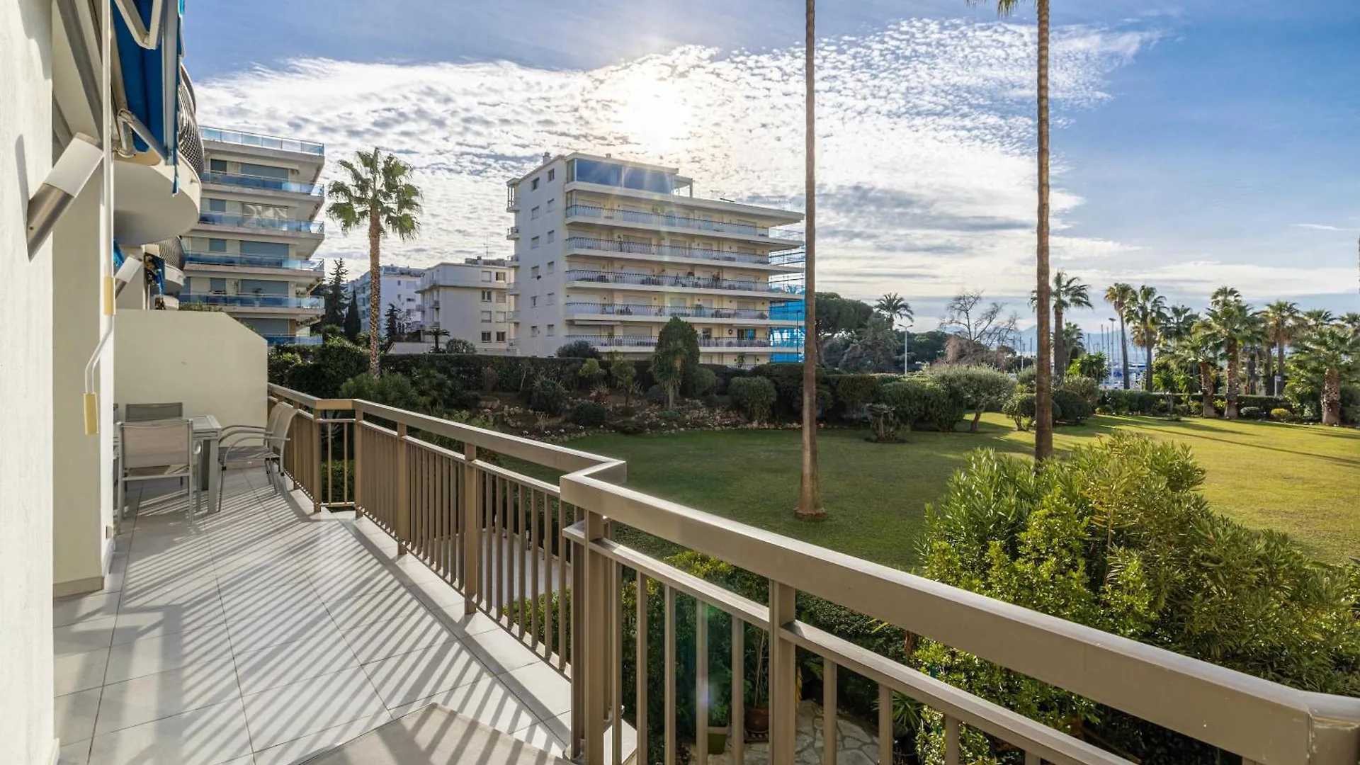 Splendid Apartment, Sea View, Parking - Croisette Cannes